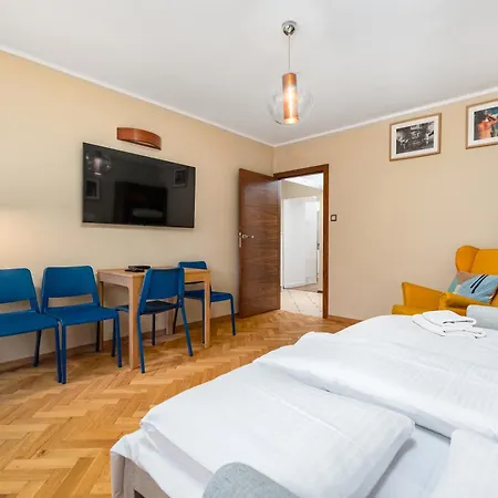 Apartment Topiel By Your Freedom *